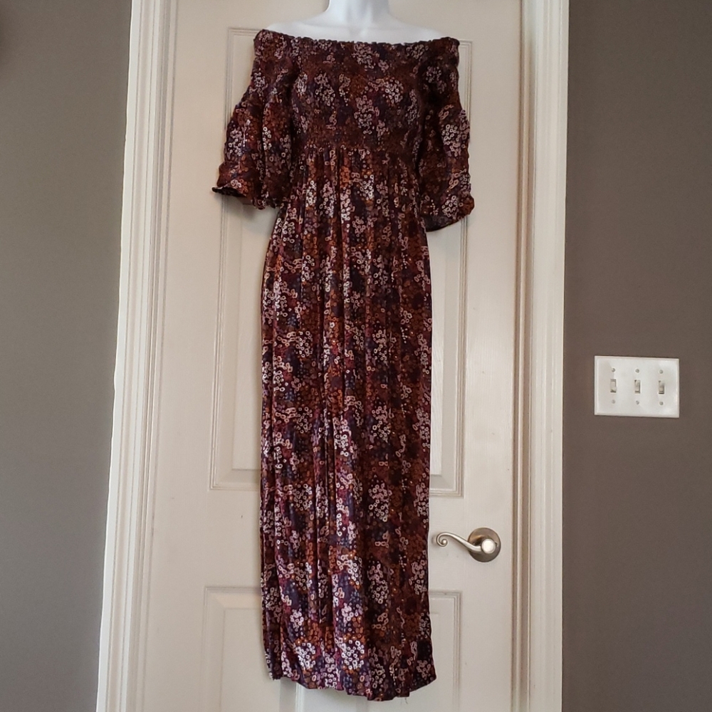 Autumn floral pattern off the shoulder maxi dress